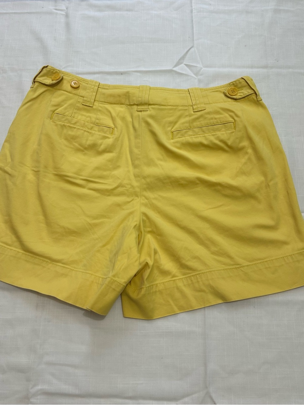 Talbots Shorts Women’s 
Yellow Womens Size 10 - Picture 3 of 11